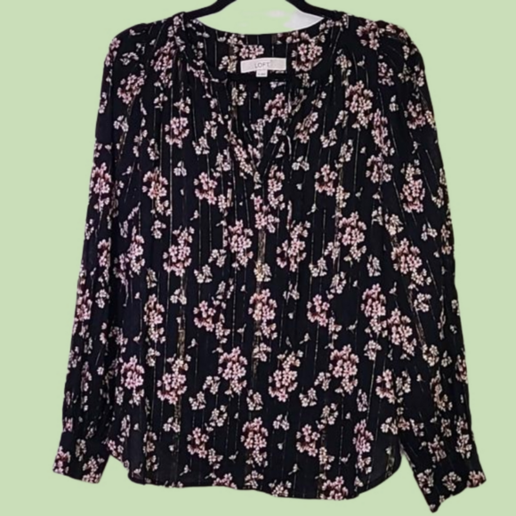 LOFT Tops - LOFT women's blouse. Black. Floral. Gold pinstripes.Size M.